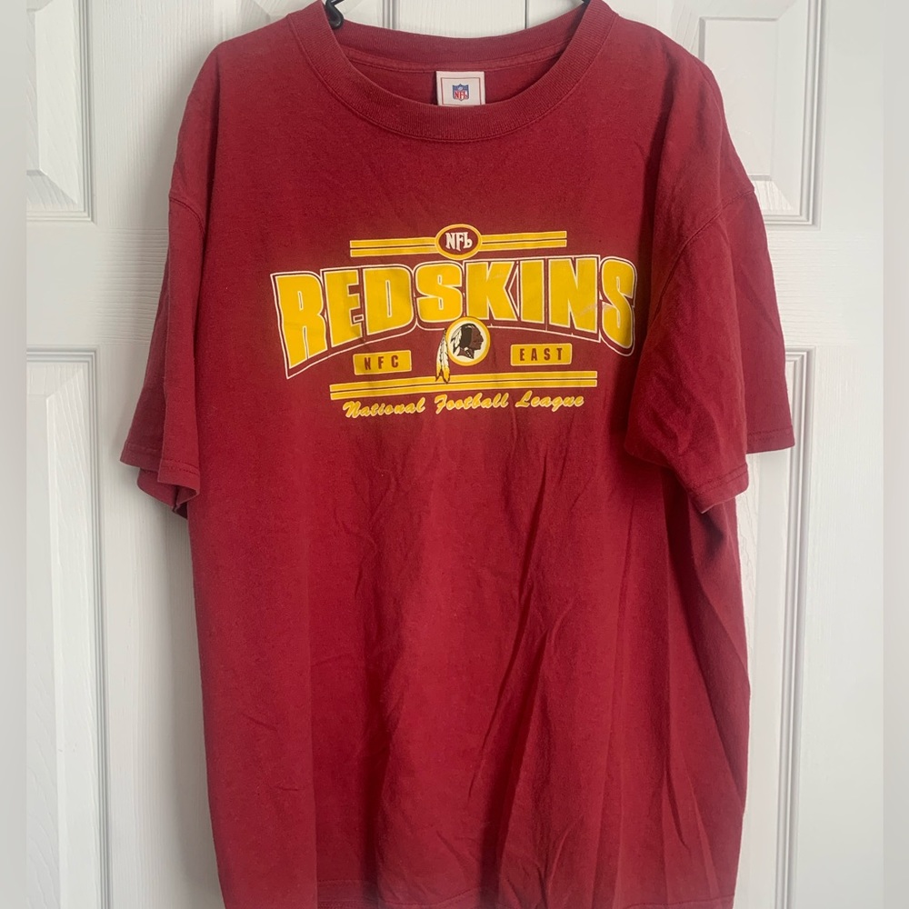 Vintage Washington Redskins graphic tee